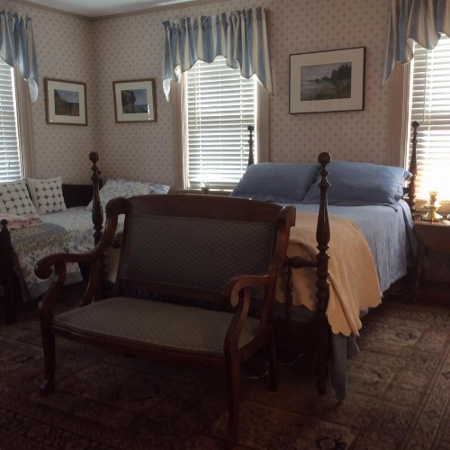 Clary Lake Bed and Breakfast image 15